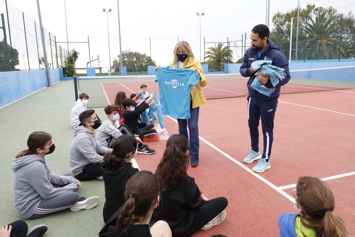 Marbella calienta motores para la Qualifier de Copa Davis con los primeros entrenos de los recogepelotas - OTM1829