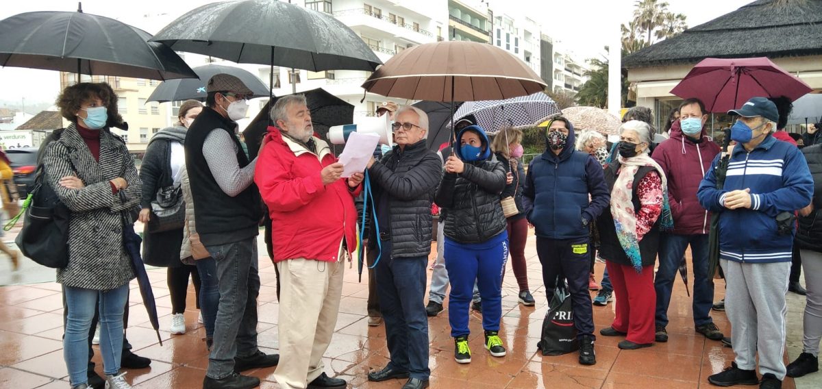 Ciudadanos rechazan el proyecto de peatonalización de la avenida España - Portada Ciudadanos rechazan el proyecto de peatonalización de la avenida España - Portada
