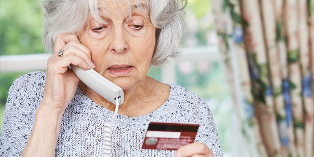 Cuidado con llevar una compra a tu domicilio: puedes ser estafado (y más si eres una persona mayor) - estafa Cuidado con llevar una compra a tu domicilio: puedes ser estafado (y más si eres una persona mayor) - estafa