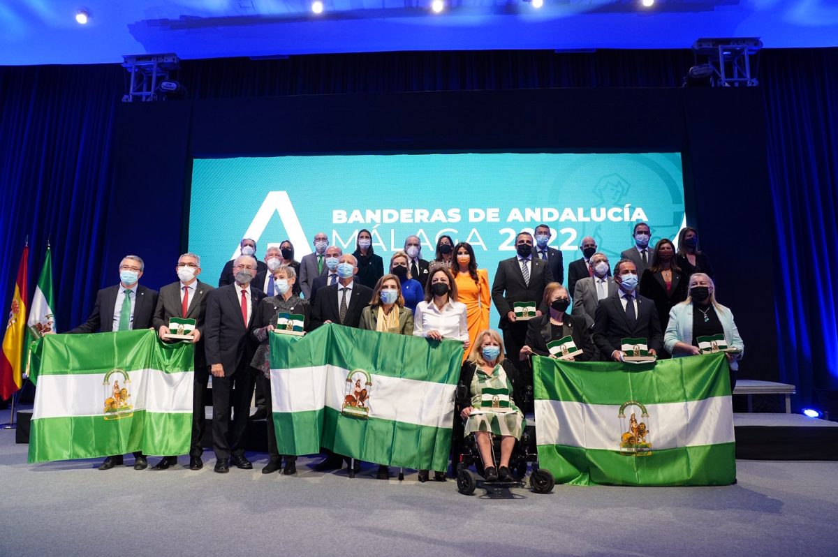 Blanco e Imbroda destacan las fortalezas y el liderazgo de Málaga en los premiados con Banderas de Andalucía - todos premiados ok2 Blanco e Imbroda destacan las fortalezas y el liderazgo de Málaga en los premiados con Banderas de Andalucía - todos premiados ok2