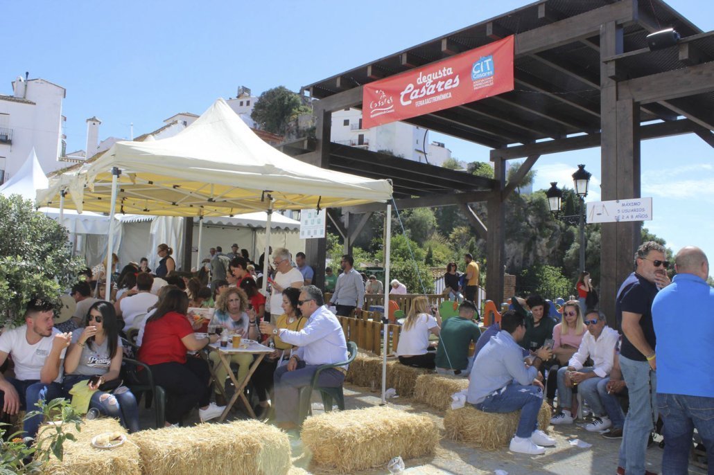Casares celebra su VI Feria Gastronómica el 23 y 24 de abril - 20190414degustacasares01 1030x686 1 Degusta Casares.