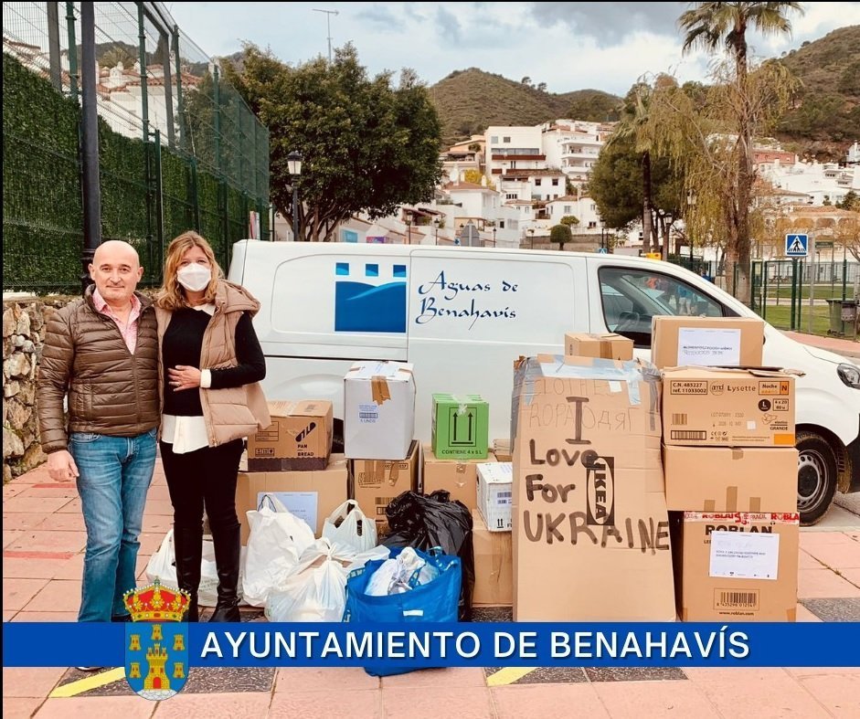 Sale de Benahavís el primer furgón con ayuda para Ucrania - Benahavis 2 Sale de Benahavís el primer furgón con ayuda para Ucrania - Benahavis 2