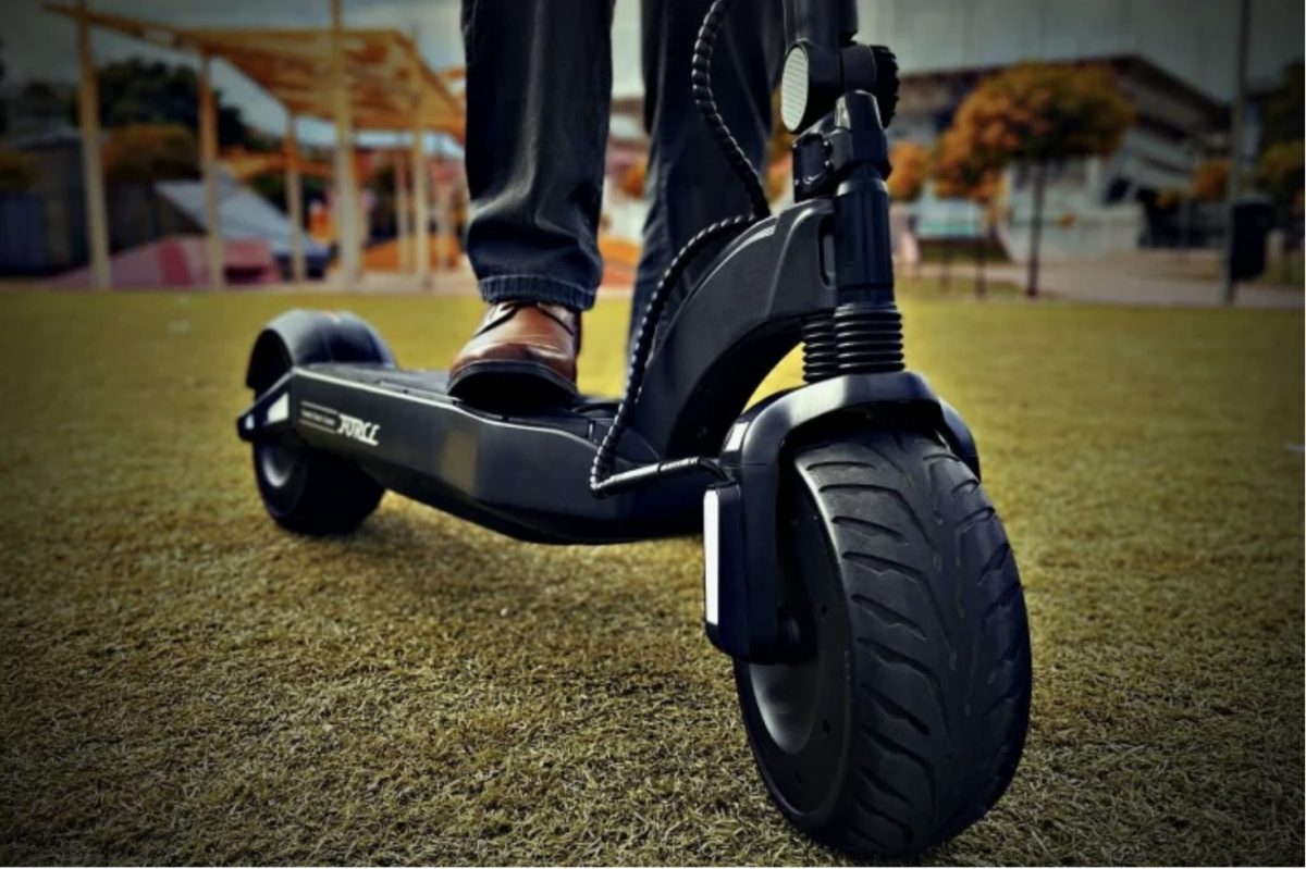 La Policía Local lanza una campaña para informar sobre el uso de Vehículos de Movilidad Personal (VMP) - Captura de pantalla 2022 03 31 a las 13.43.21 Patinete eléctrico
