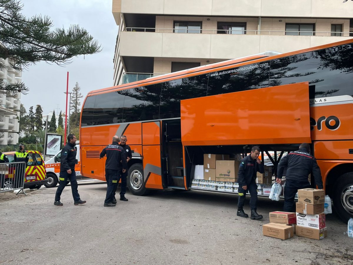 Los Bomberos y la Hermandad de la Soledad de Marbella, unidos en la ayuda a Ucrania - WhatsApp Image 2022 03 15 at 6.16.03 PM Los Bomberos y la Hermandad de la Soledad de Marbella, unidos en la ayuda a Ucrania - WhatsApp Image 2022 03 15 at 6.16.03 PM