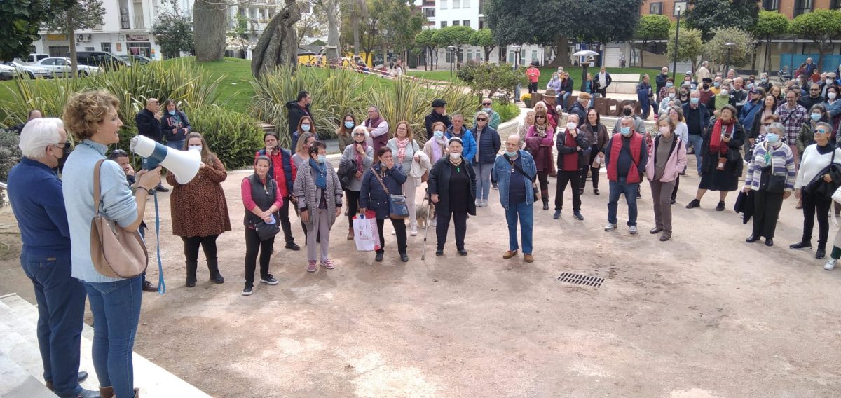 Las imágenes de la concentración contra la peatonalización de la Avenida España - aaf7ea15 22ca 4ea6 988a 73c8730735dd