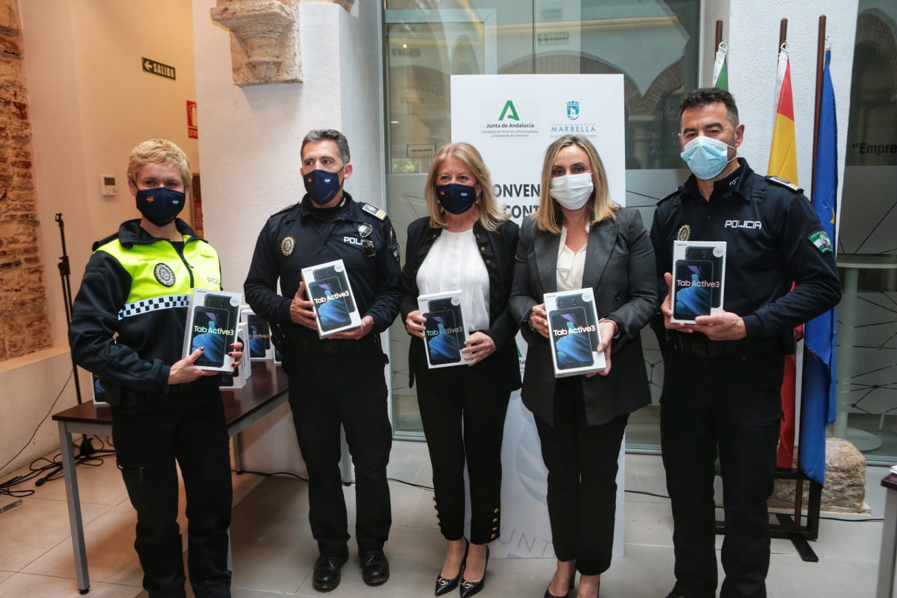 La Junta y el Ayuntamiento de Marbella reforzarán la inspección en taxis y VTC - Convenio Marbella 1 La Junta y el Ayuntamiento de Marbella reforzarán la inspección en taxis y VTC - Convenio Marbella 1