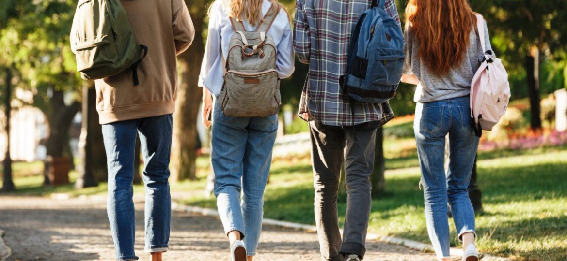 Abierta la convocatoria para las Becas Formativas 2022 para los estudiantes de Casares - Los universitarios un público objetivo muy atractivo para los bancos thegem blog default