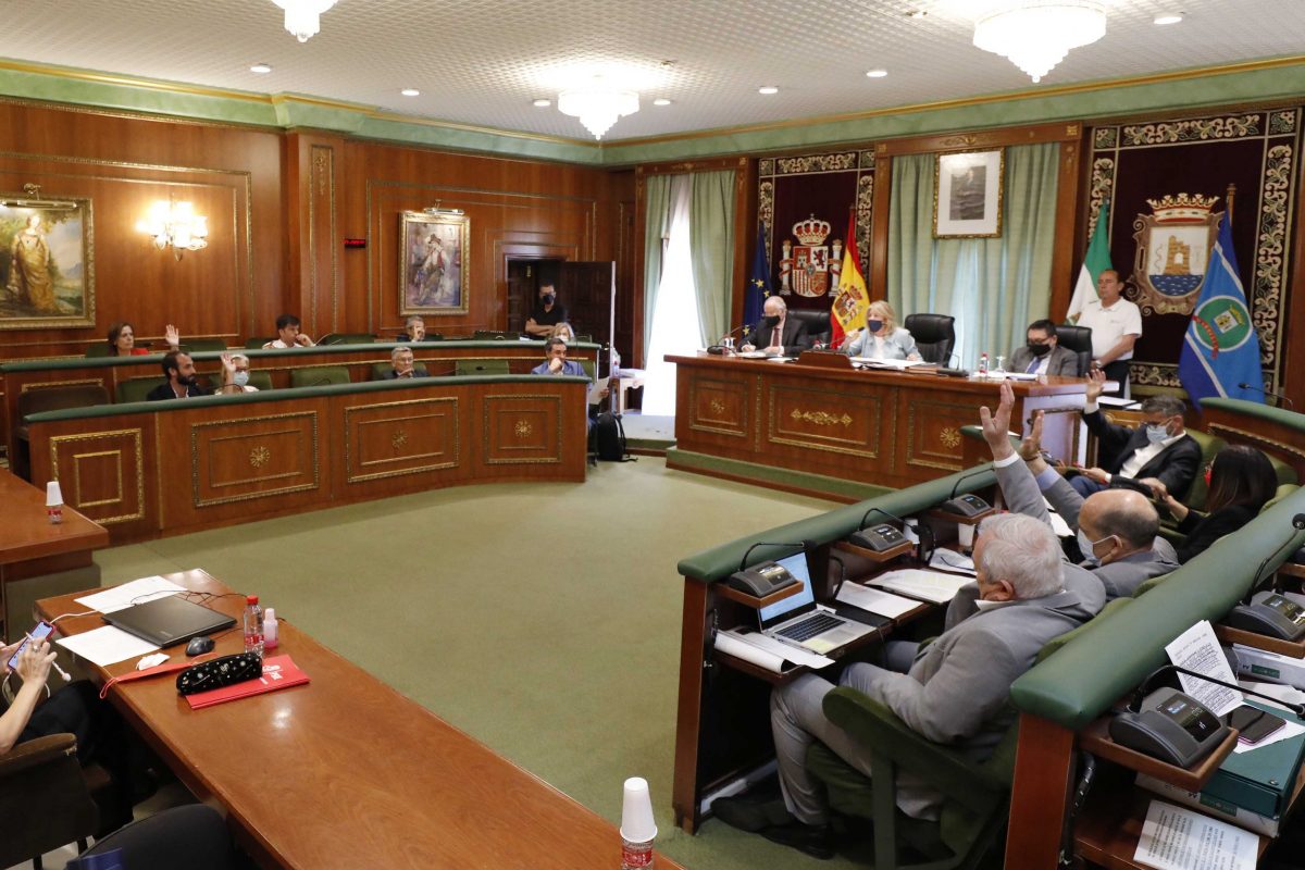 El Pleno reclama al Gobierno la liberalización del peaje de la autopista en caso de accidente - TGM5479 El Pleno reclama al Gobierno la liberalización del peaje de la autopista en caso de accidente - TGM5479