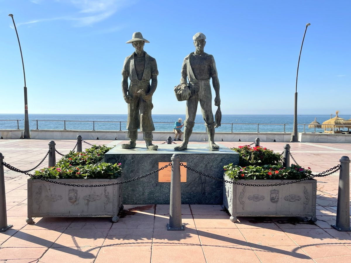 Restauradas 12 esculturas en los espacios públicos de Estepona - Foto Restauracion Pescador Restauradas 12 esculturas en los espacios públicos de Estepona - Foto Restauracion Pescador