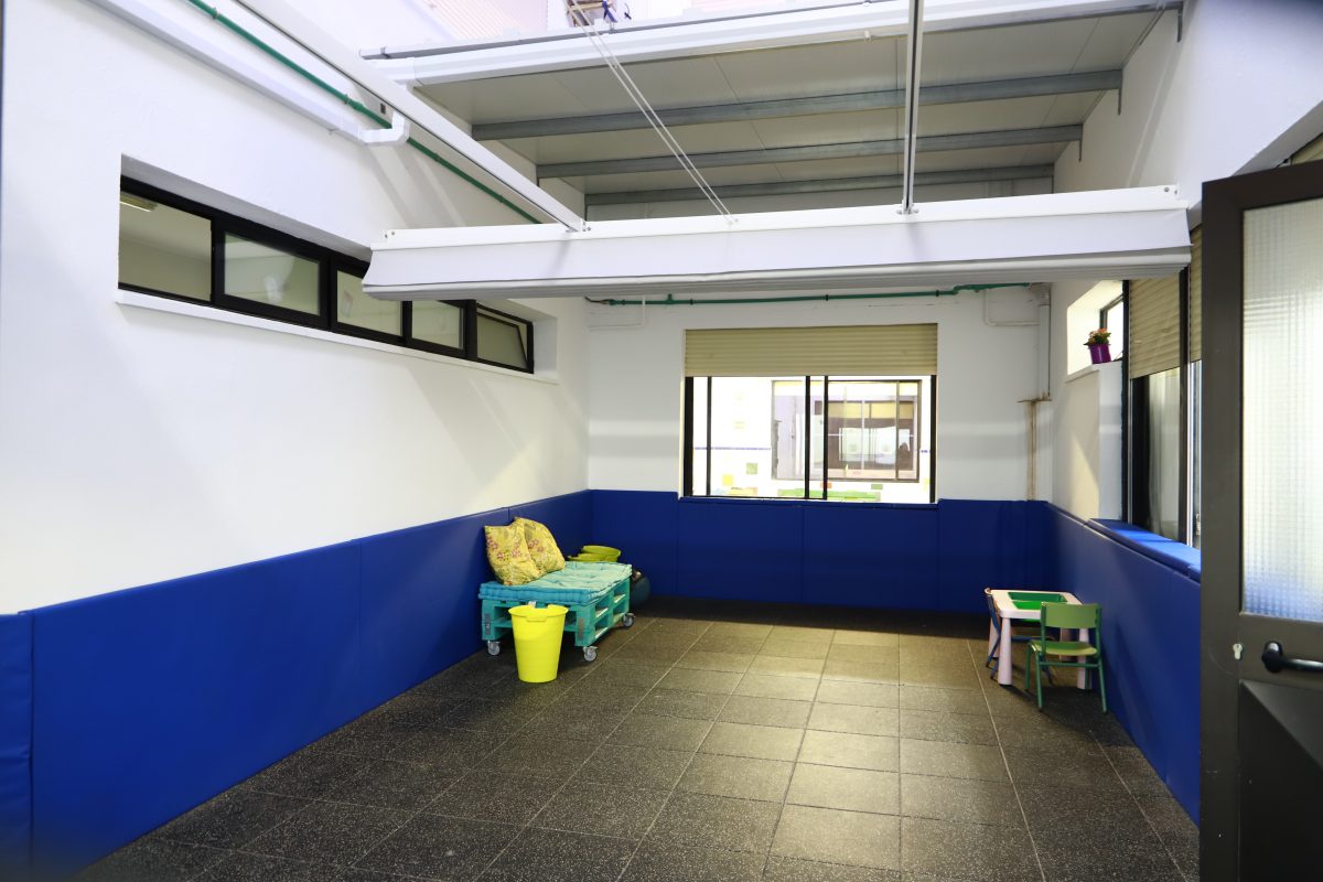 Adaptando los centros educativos de Marbella para menores con necesidades especiales - Obras Obras en los centros educativos de Marbella.