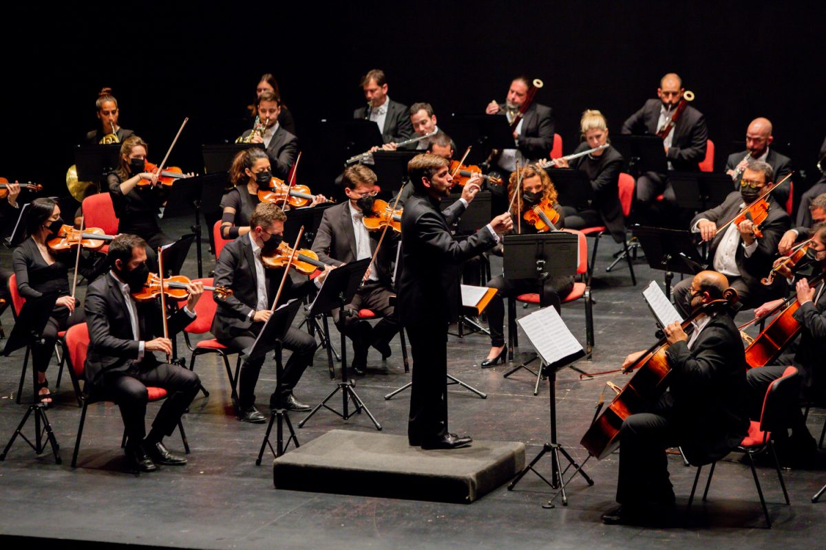 La Orquesta Sinfónica de Málaga y la soprano Mónica Campaña llegan con obras de Mozart, Puccini y Verdi - 016 2 La Orquesta Sinfónica de Málaga y la soprano Mónica Campaña llegan con obras de Mozart, Puccini y Verdi - 016 2