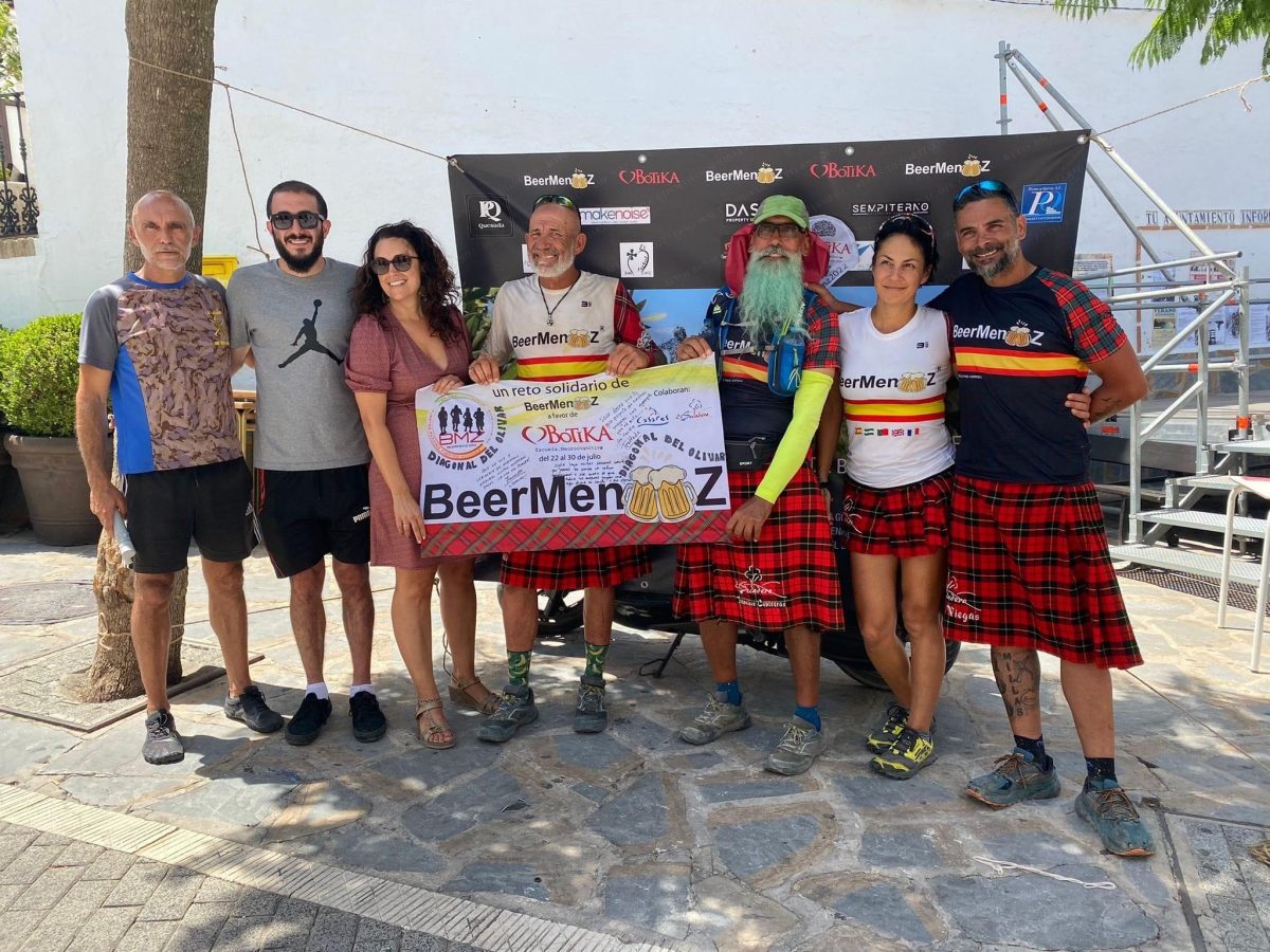 Reto solidario conseguido: los corredores BeerMenZ llegan a Casares - 1CA10D2A 7059 4487 B326 ABE289D2365A Reto solidario conseguido: los corredores BeerMenZ llegan a Casares - 1CA10D2A 7059 4487 B326 ABE289D2365A