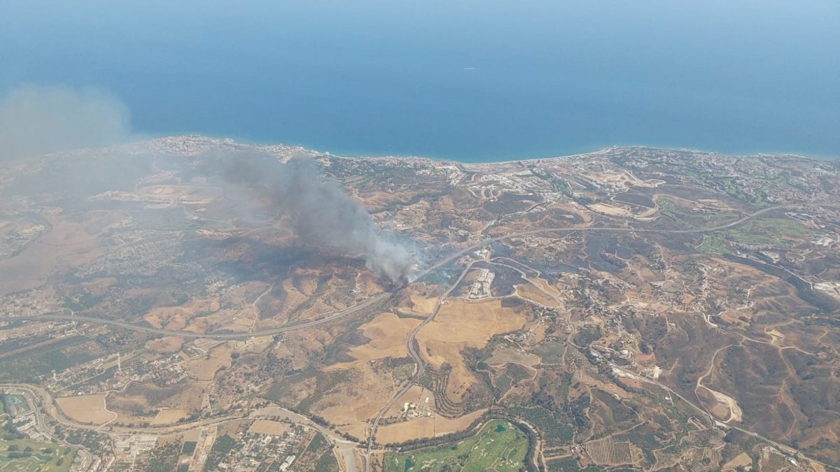 Evolucionan favorablemente los incendios de Mijas y Benahavís - FYmgMeNX0AADjA1 Nuevo incendio en Mijas. / Infoca