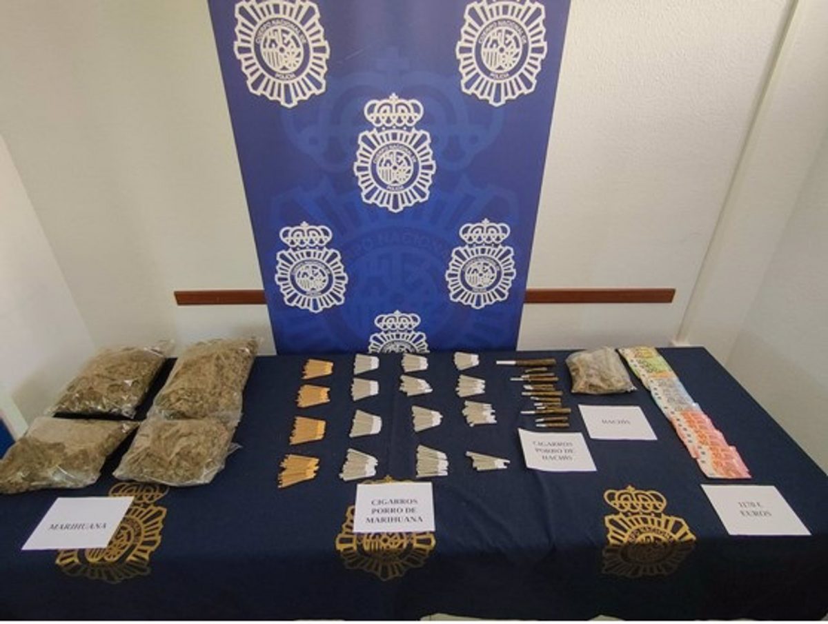 La Policía Nacional desmantela un 'coffee shop' dedicado a la venta y consumo de drogas en San Pedro - Droga 1 La Policía Nacional desmantela un 'coffee shop' dedicado a la venta y consumo de drogas en San Pedro - Droga 1