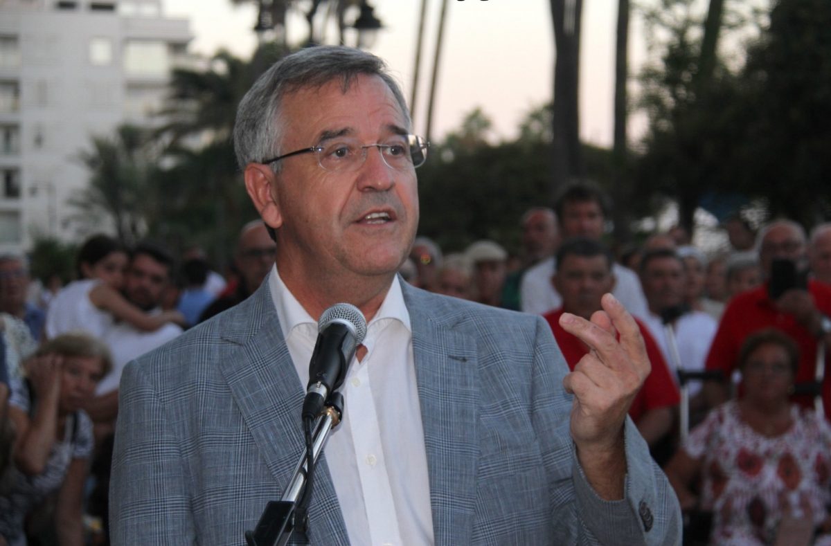 La Fiscalía investigará a García Urbano por la venta de patrimonio municipal a bajo precio - Garcia Urbano inauguracion avenida Espana La Fiscalía investigará a García Urbano por la venta de patrimonio municipal a bajo precio - Garcia Urbano inauguracion avenida Espana