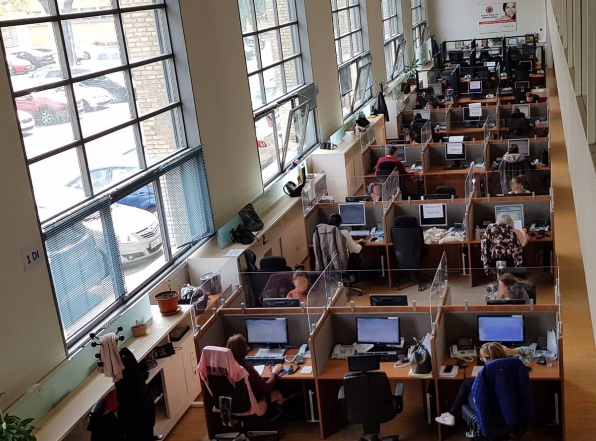 El Servicio de Teleasistencia de la Junta atiende más de 461.000 llamadas en Málaga durante el primer semestre - teleasistencia El Servicio de Teleasistencia de la Junta atiende más de 461.000 llamadas en Málaga durante el primer semestre - teleasistencia