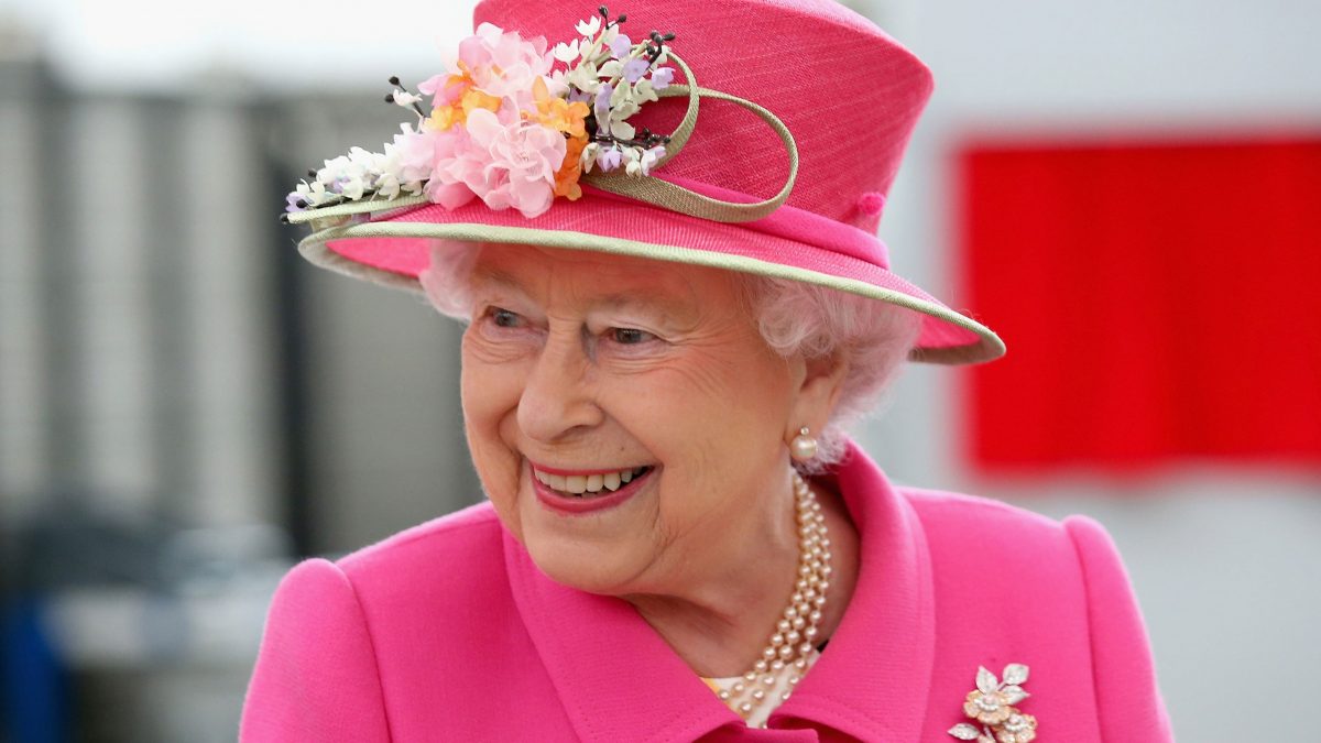 La comunidad británica en la Costa del Sol llora la muerte de Isabel II - 233851 La comunidad británica en la Costa del Sol llora la muerte de Isabel II - 233851
