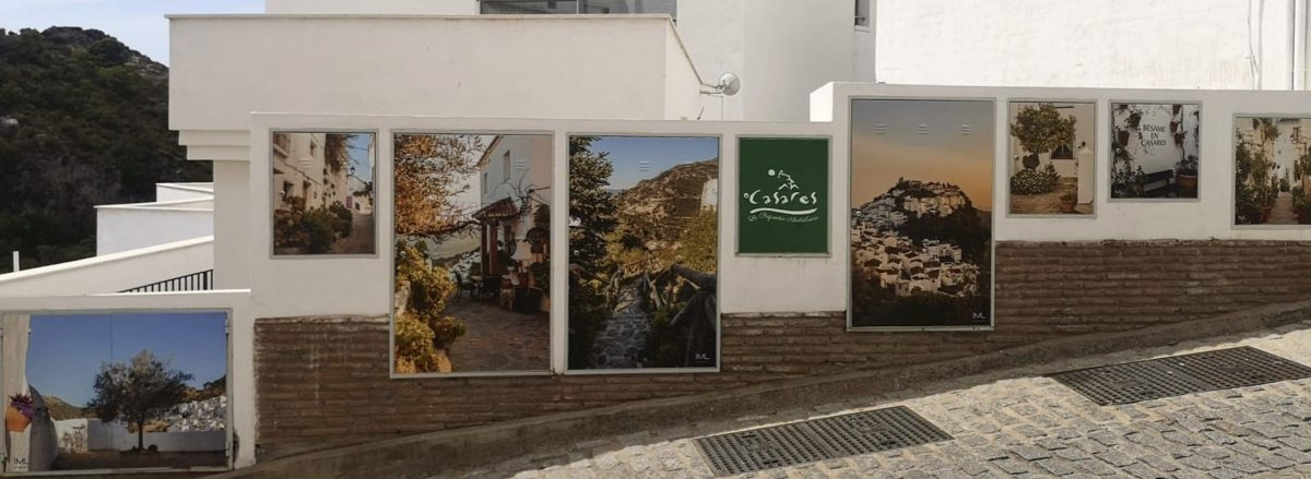Así luce Casares con fotografías por el casco histórico de sus rincones más bonitos - Captura de Pantalla 2022 09 13 a las 18.56.56 Fotografías de los rincones emblemáticos de Casares en la calle Camachas.