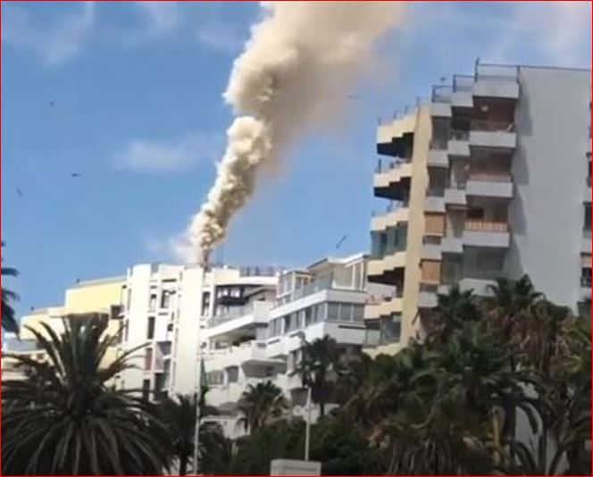 Incendio en un apartamento frente al Puerto Deportivo de Marbella - Captura11 Incendio en un apartamento frente al Puerto Deportivo de Marbella - Captura11