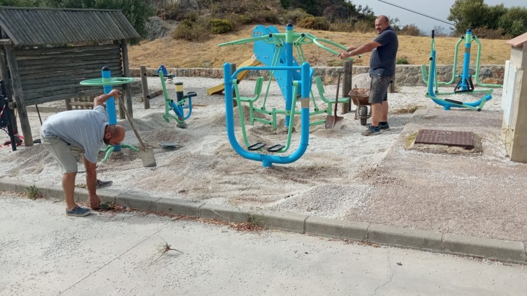 Casares crea nuevos parques infantiles - WhatsApp Image 2022 08 30 at 11.09.33 AM 1 1030x579 1 Nuevos parques en Casares.
