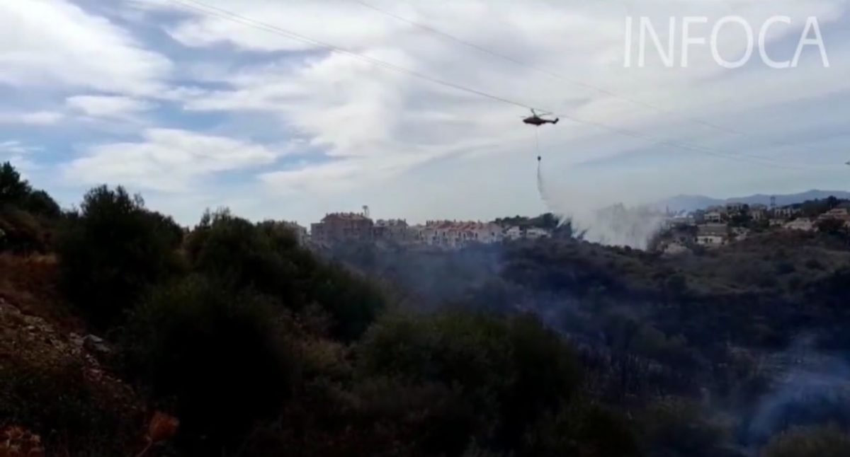 Se retiran medios aéreos del incendio de Marbella tras darse como 'estabilizado' - WhatsApp Image 2022 09 07 at 5.42.38 PM El incendio de Marbella, captado por las cámaras de Infoca. / Infoca