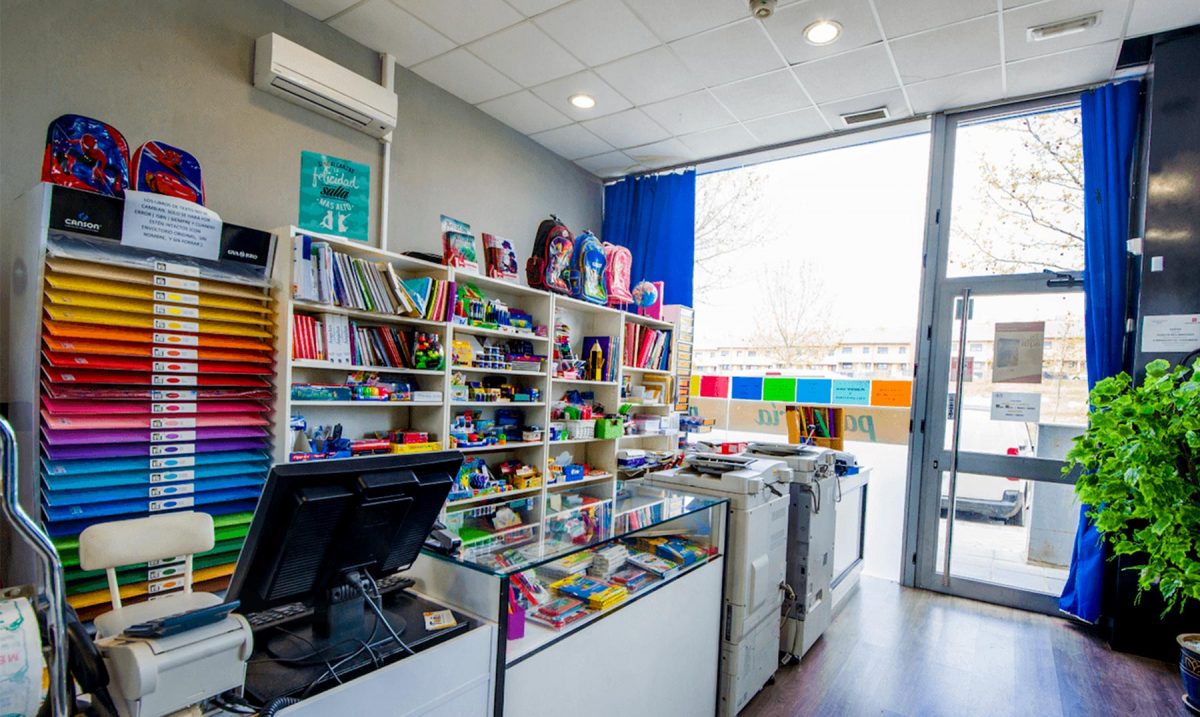 Las familias ante la compra de material escolar: “Con 800 euros de sueldo es complicado” - como iniciar una papeleria pequena Papelería