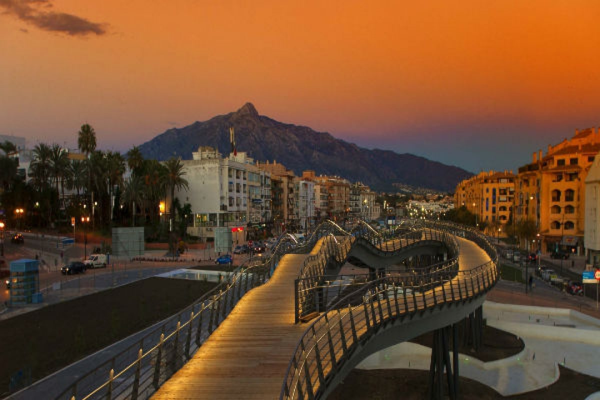 San Pedro Alcántara se promociona en Fitur 2025 como el "guardián de la felicidad" en la Costa del Sol - 0ee70163e29bae5db9d4be0d088a4c1c XL Bulevar de San Pedro Alcántara
