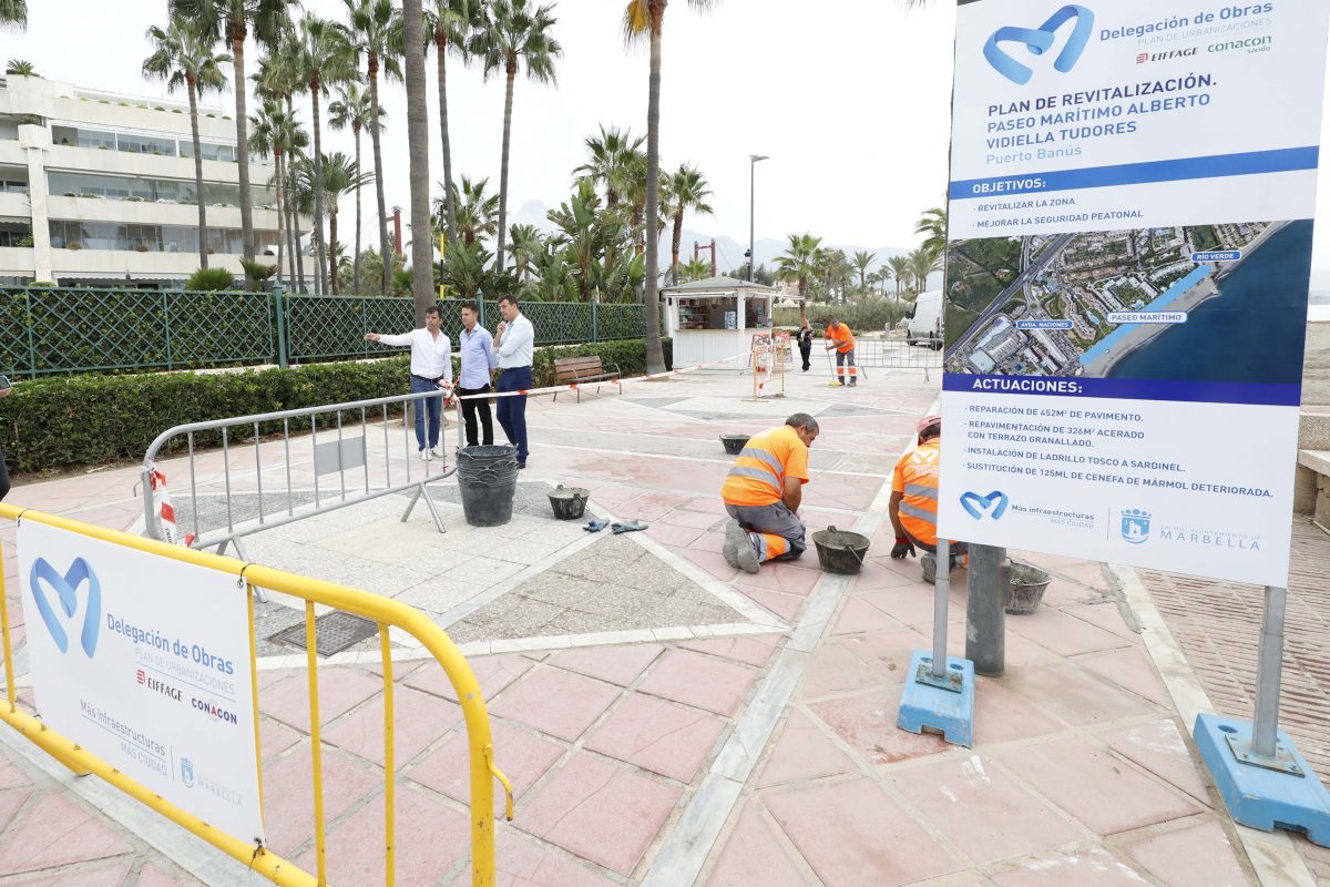 Nuevas reformas en el paseo marítimo de Levante en Puerto Banús tras la demanda de los vecinos - TGM7857 Reformas en un tramo del paseo marítimo de Levante en Puerto Banús.