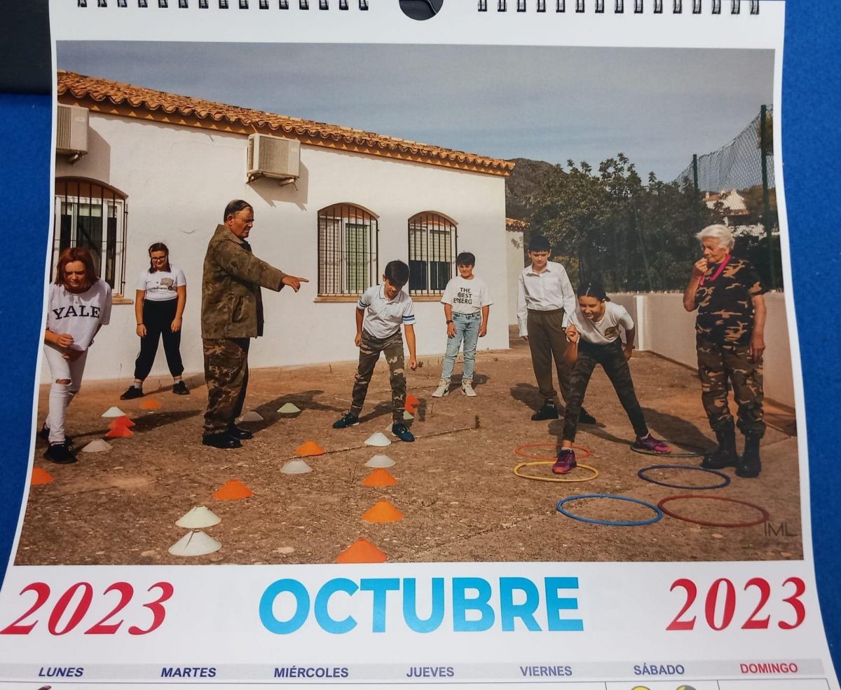 Los mayores de Casares vuelven a ser protagonistas de los calendarios de Botika - 1153D652 E31A 4E76 93C0 9DAB6712CE51 Los mayores de Casares vuelven a ser protagonistas de los calendarios de Botika - 1153D652 E31A 4E76 93C0 9DAB6712CE51