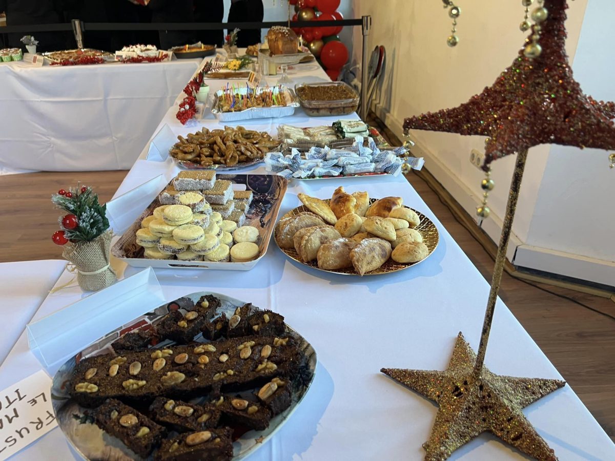 Un plan perfecto para la pre-Navidad: actuación de un coro y degustación de repostería internacional - 316539711 592104782920148 799126352442705780 n