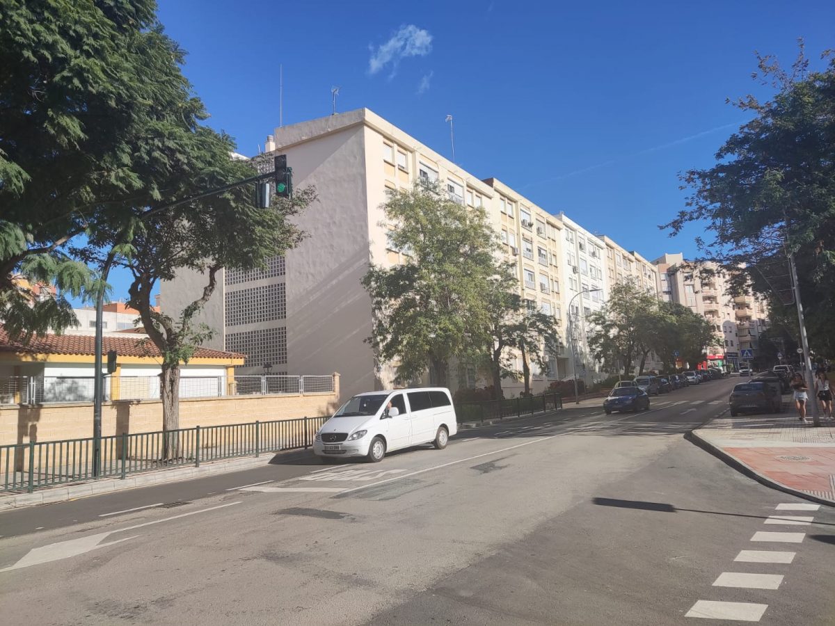 Advierten de la “peligrosidad e ilegalidad” del carril en el acceso al parking del Ajedrez - 660A1250 40F4 422C A4F1 76714541A66C Advierten de la “peligrosidad e ilegalidad” del carril en el acceso al parking del Ajedrez - 660A1250 40F4 422C A4F1 76714541A66C