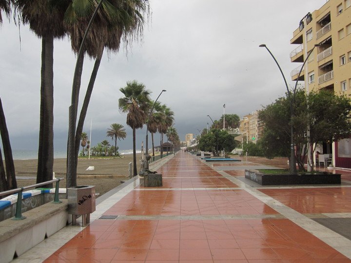 Las lluvias llegan este jueves a la Costa del Sol, para quedarse durante el fin de semana - La lluvia, protagonista de nuevo.