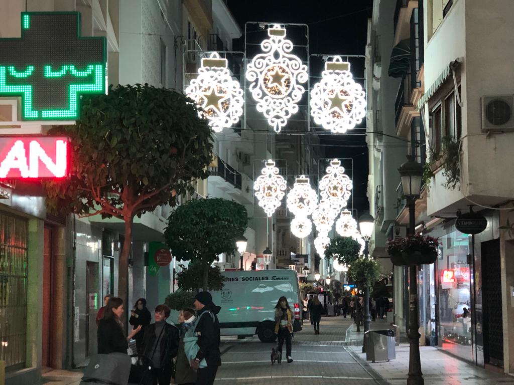 Los esteponeros disfrutan de un esperado alumbrado de Navidad - 9d5efe12 aa03 46fd 84b7 9772b36e823d Los esteponeros disfrutan de un esperado alumbrado de Navidad - 9d5efe12 aa03 46fd 84b7 9772b36e823d
