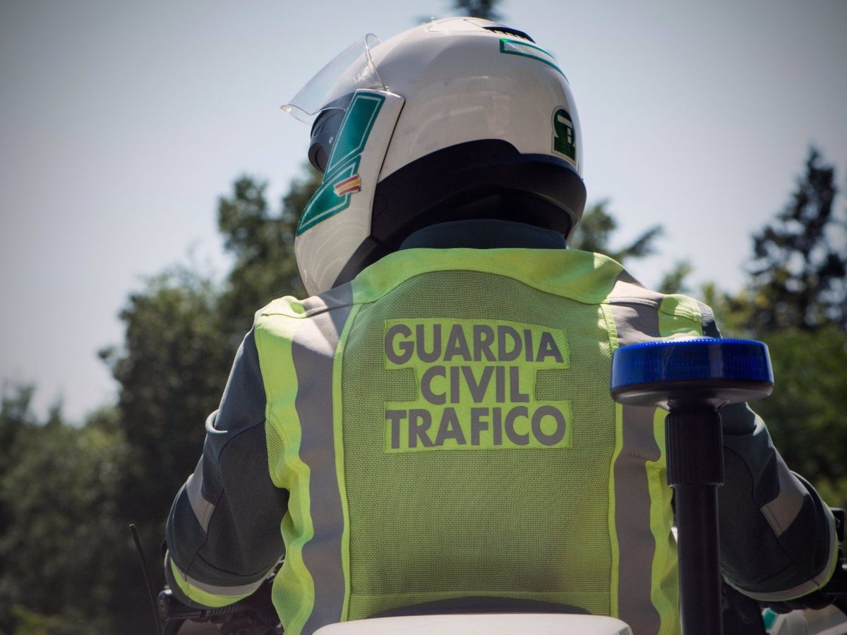 Tres fallecidos en una colisión frontal entre dos turismos en la A-357 a su paso por Casarabonela - Guardia Civil Trafico Tres fallecidos en una colisión frontal entre dos turismos en la A-357 a su paso por Casarabonela - Guardia Civil Trafico