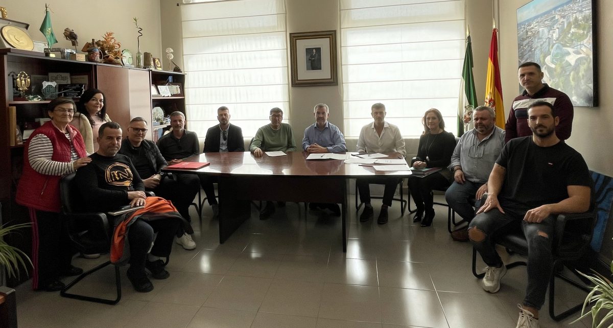 El Ayuntamiento de Estepona aprueba la RPT para el personal funcionario - IMG 9724 El Ayuntamiento de Estepona aprueba la RPT para el personal funcionario - IMG 9724