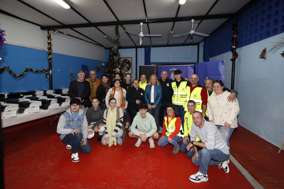 Las personas más desfavorecidas también disfrutaron de una cena solidaria por Nochebuena - TGM0355 Las personas más desfavorecidas también disfrutaron de una cena solidaria por Nochebuena - TGM0355