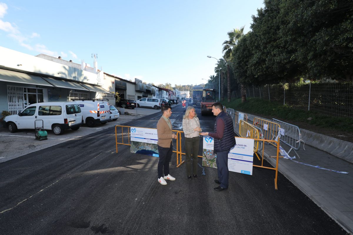 En dos semanas se finalizará el asfaltado de más de 33.000 metros cuadrados de superficie de viales en Nueva Andalucía - 0H3A8113 En dos semanas se finalizará el asfaltado de más de 33.000 metros cuadrados de superficie de viales en Nueva Andalucía - 0H3A8113