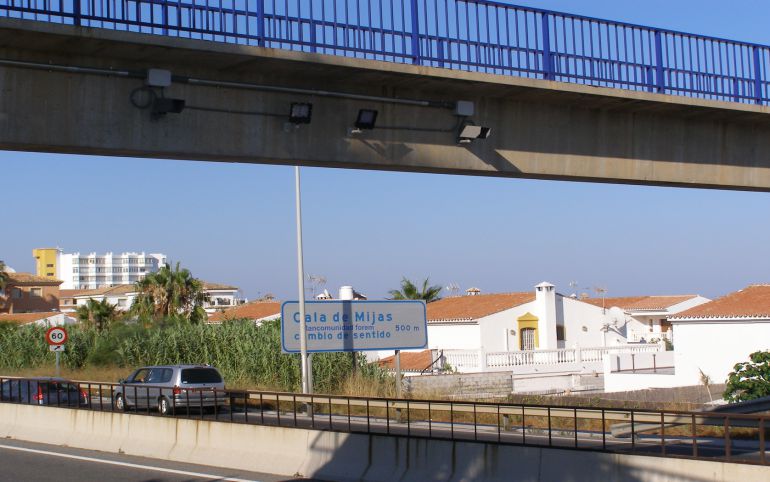 La peligrosa curva de Cala de Mijas: donde ni los radares evitan los accidentes - 1496404744 003013 1496404808 noticia normal La peligrosa curva de Cala de Mijas: donde ni los radares evitan los accidentes - 1496404744 003013 1496404808 noticia normal