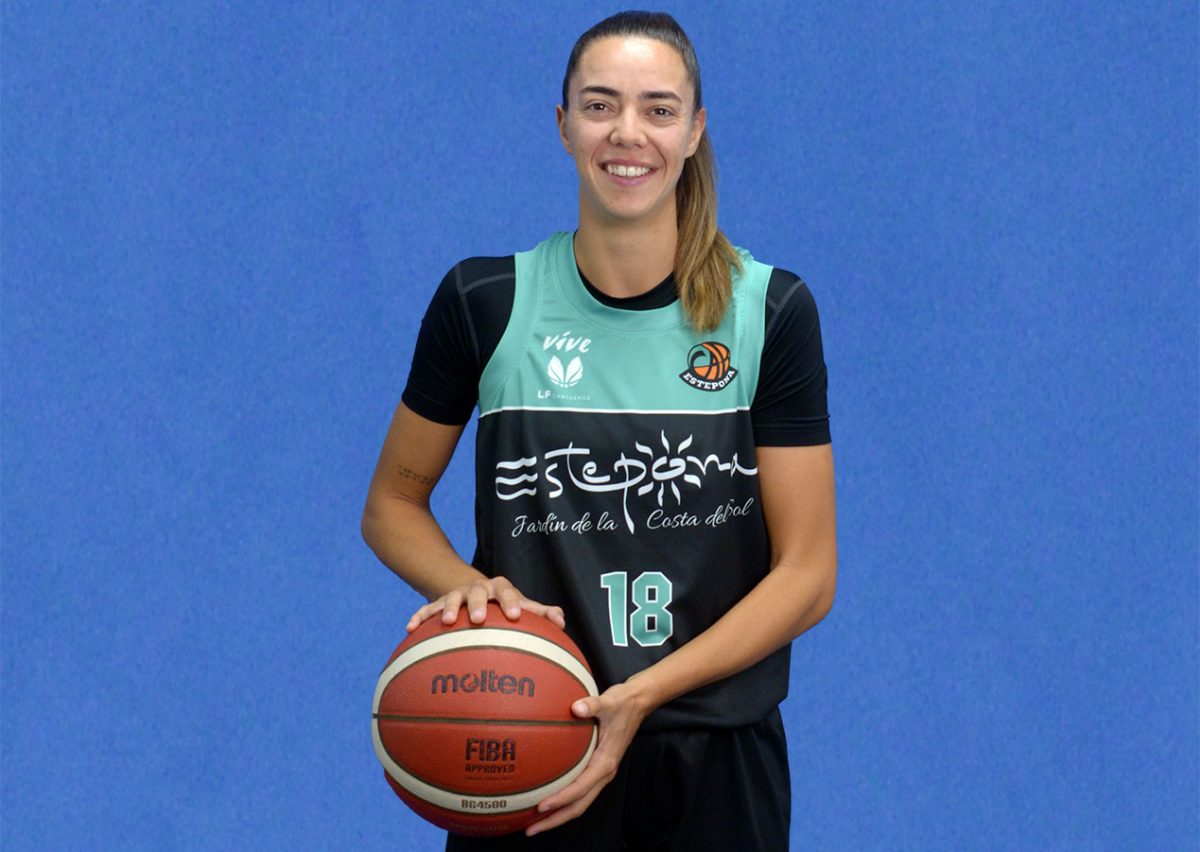 Jone Azkue deja de ser jugadora del CAB Estepona Jardín de la Costa del Sol - Azkue 2