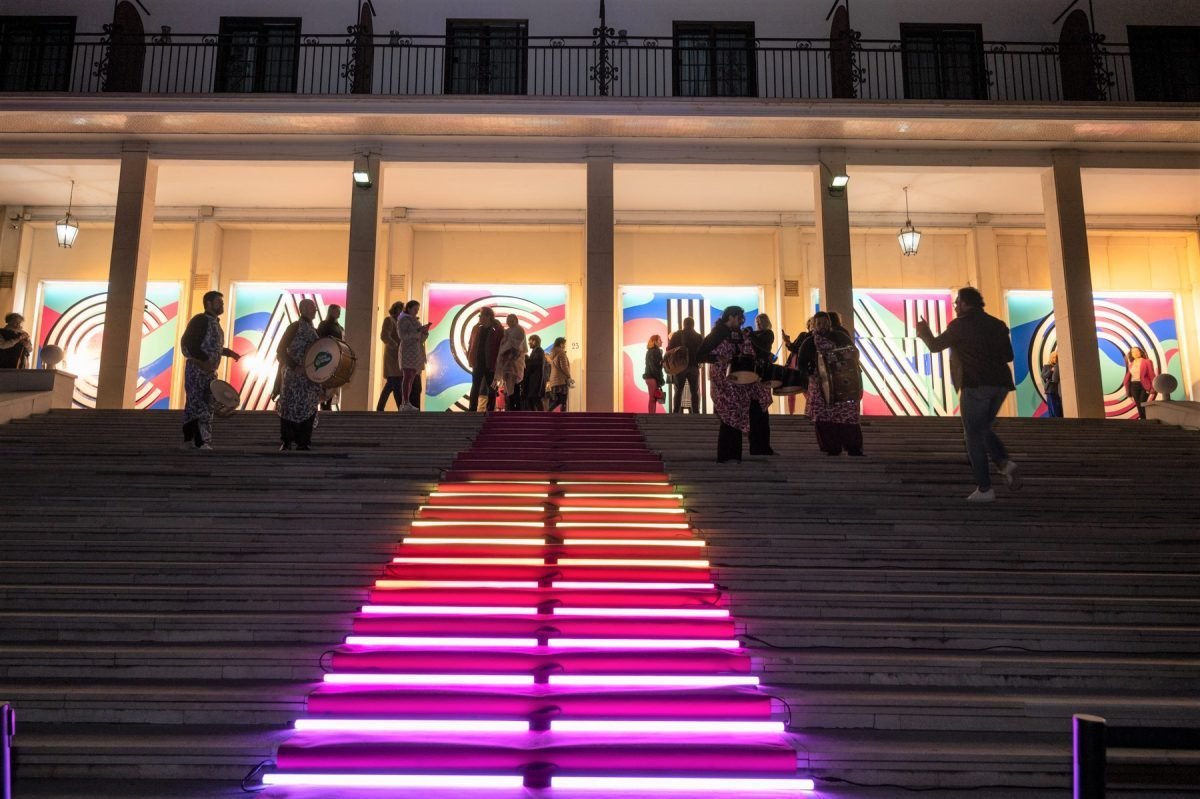 Casino Marbella se llena de energía con el arte de Curro Leyton - Ndp