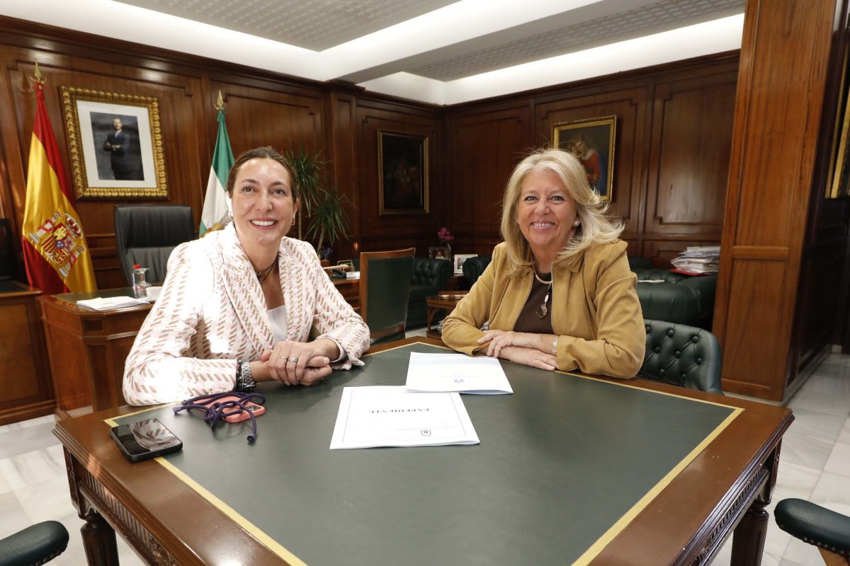 La alcaldesa de Marbella se reúne con la consejera de Inclusión Social - TGM4268 La alcaldesa de Marbella se reúne con la consejera de Inclusión Social - TGM4268