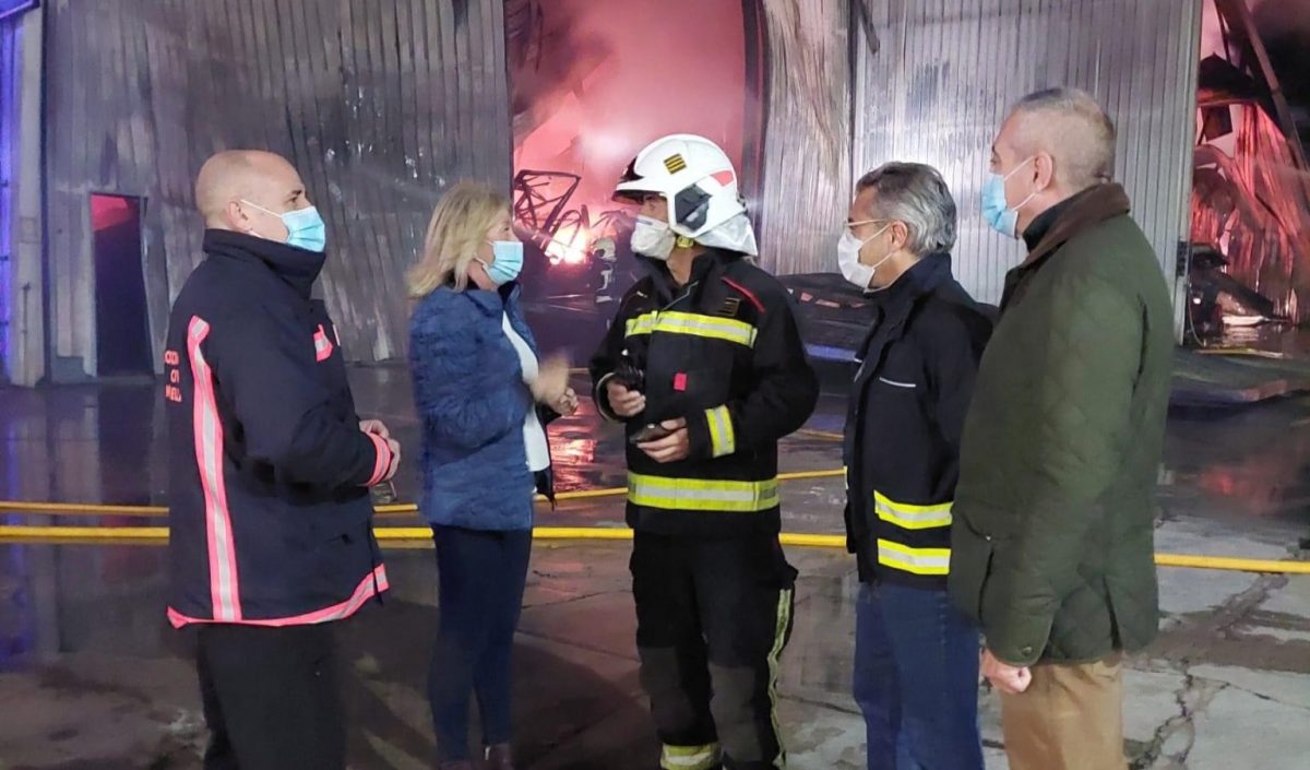 Balance del incendio en Marina Marbella: Un bombero herido y ochenta embarcaciones de recreo afectadas - b3283efd 52cb 447e a0a0 80356dc9b82c Balance del incendio en Marina Marbella: Un bombero herido y ochenta embarcaciones de recreo afectadas - b3283efd 52cb 447e a0a0 80356dc9b82c