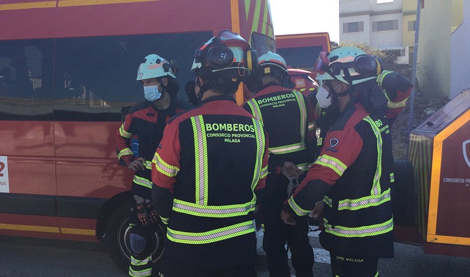 Un hombre es rescatado tras quedar atrapado por el barro por un desprendimiento en Ojén - 1635156006433Recurso Consorcio Provincial de Bomberos de Malaga 3 Bomberos