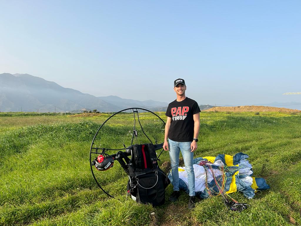 Nico Aubert, el joven marbellí que conquista el aire con su equipo de paramotor - WhatsApp Image 2023 02 22 at 11.29.05 Nico Aubert, el joven marbellí que conquista el aire con su equipo de paramotor - WhatsApp Image 2023 02 22 at 11.29.05