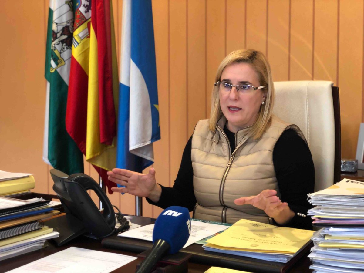 Fuengirola alcanza el mayor superávit de su historia: 29 millones que servirán para transformar la ciudad - Ana Mula Fuengirola alcanza el mayor superávit de su historia: 29 millones que servirán para transformar la ciudad - Ana Mula