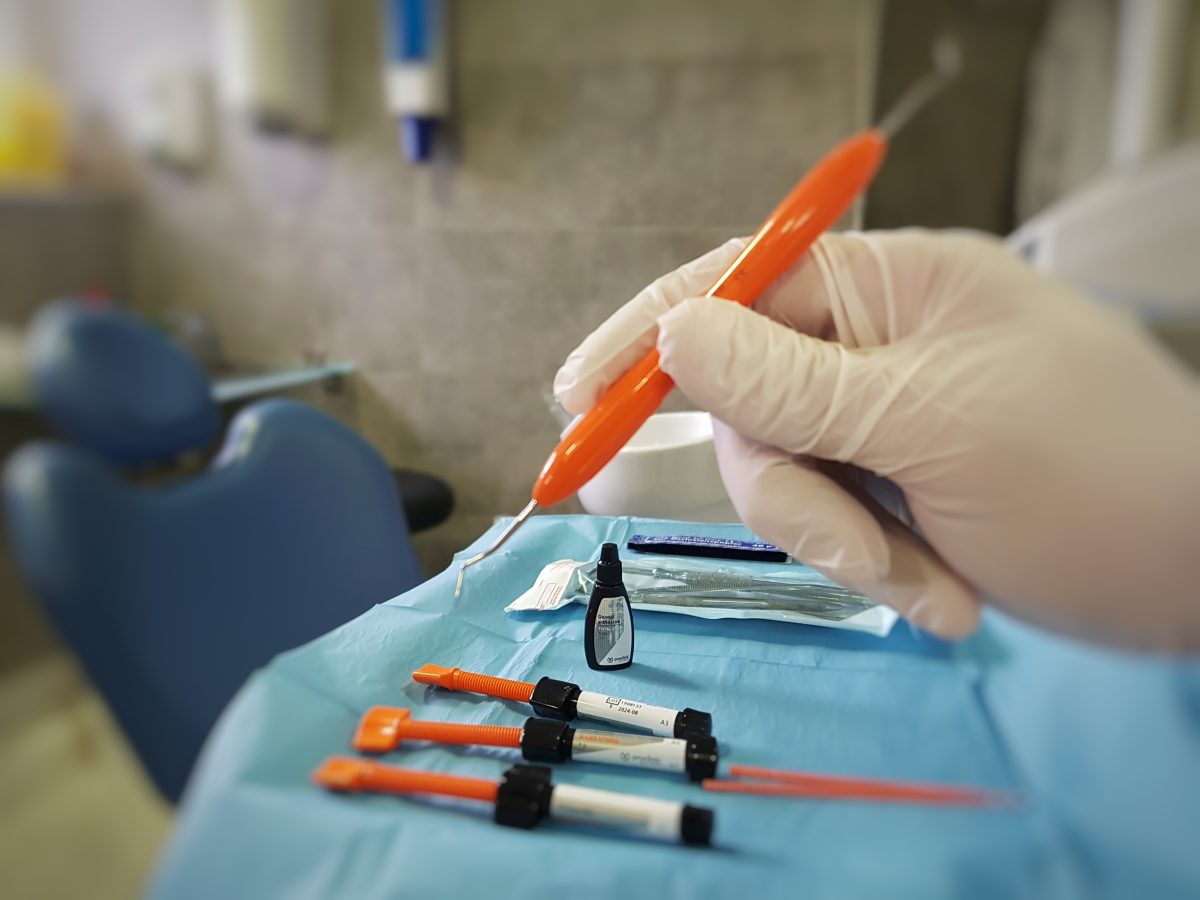 ¿Por qué esperar a que los niños tengan problemas dentales para ir a un especialista? - dentista ninos quironsalud marbella Dentista
