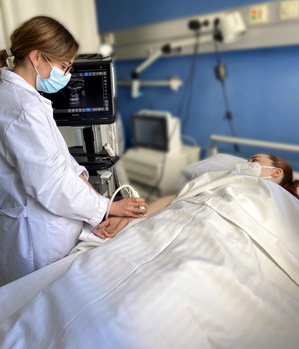 Quirónsalud Marbella, el 'Hospital sin dolor' con la tecnología más avanzada - unidad dolor quironsalud marbella uci Unidad del Dolor, en Quirónsalud Marbella.