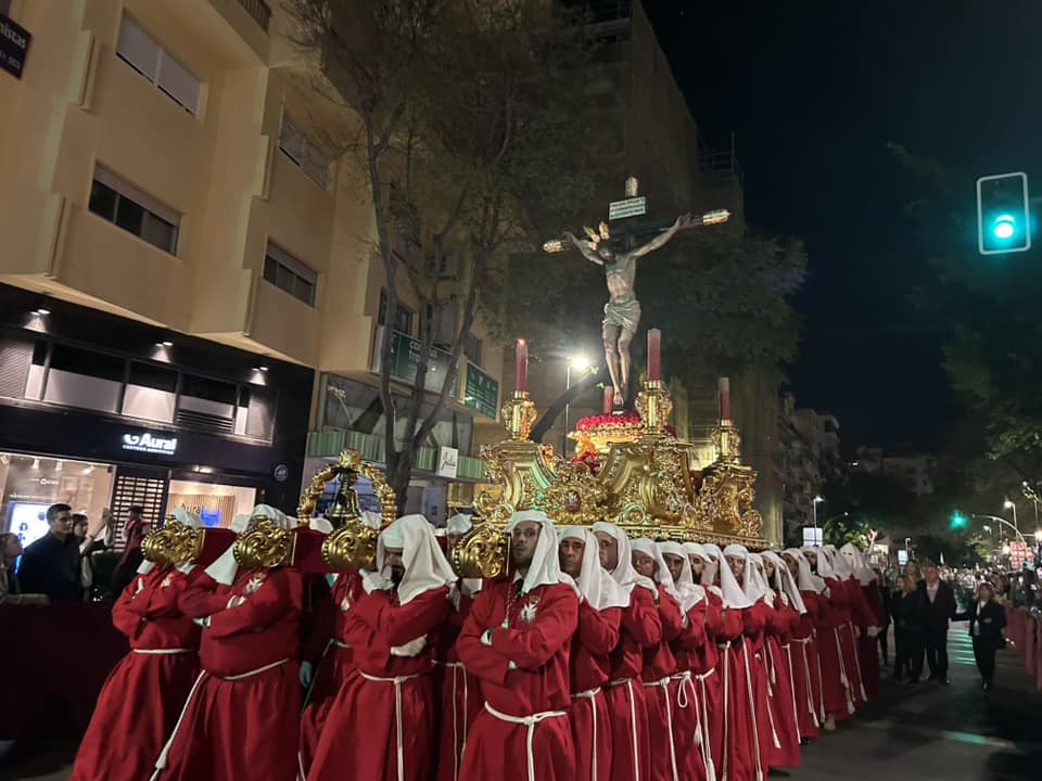 El Cristo del Amor de Marbella celebra su 75 aniversario con una salida extraordinaria - 340144851 199560836117236 2671649526205933057 n