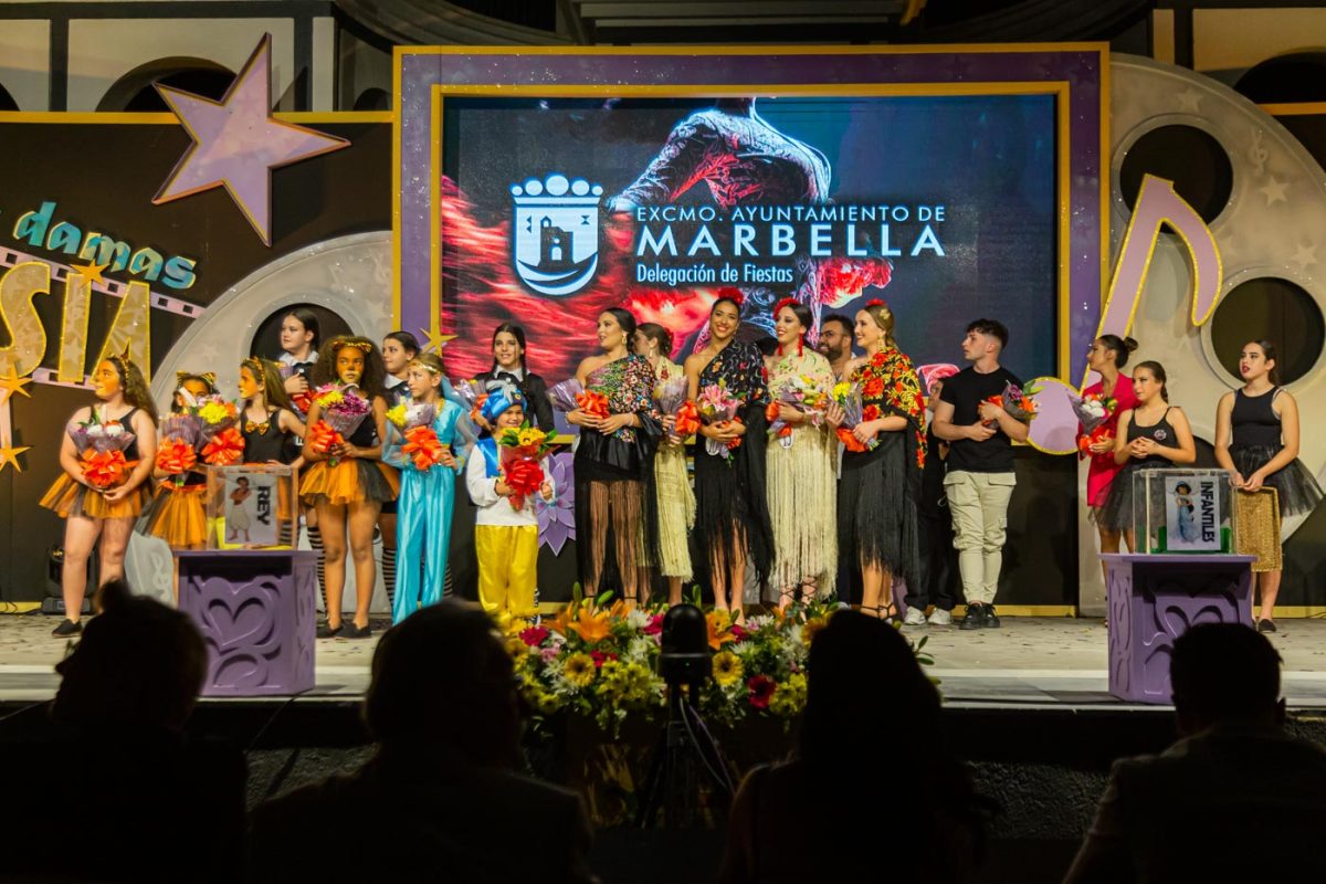 Sabrina de los Reyes y Adriana Fernández, Reinas Juvenil e Infantil en la Feria y Fiestas de San Bernabé - Gala 3 Sabrina de los Reyes y Adriana Fernández, Reinas Juvenil e Infantil en la Feria y Fiestas de San Bernabé - Gala 3