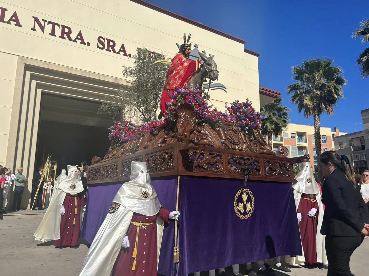 La Entrada de Jesús en Jerusalén y la Paz engrandecen el Domingo de Ramos en Estepona - Portada 6 La Entrada de Jesús en Jerusalén y la Paz engrandecen el Domingo de Ramos en Estepona - Portada 6
